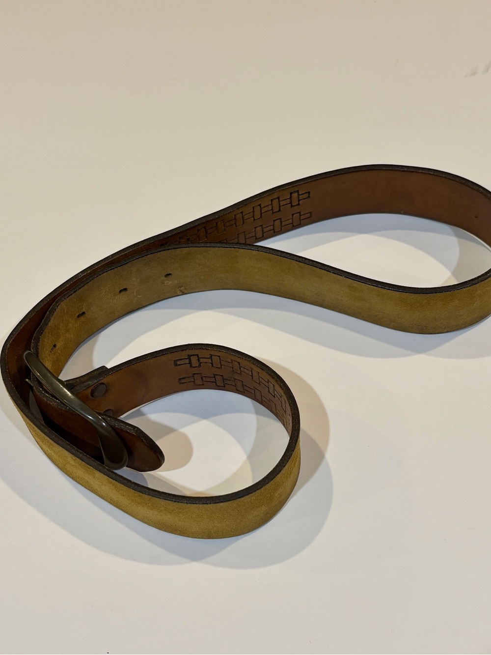 Men's Brown Leather Belt with Brushed Brass Buckle - Picture 4 of 10
